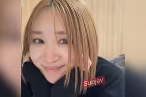 FC2PPV 4920307 女子大生にローションガーゼでめちゃくちゃされたのでアナルに中出しの仕返しLIVE