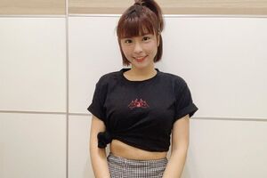 (正妹牆)啦啦隊女孩峮峮Qun 乳量超豐沛...邪惡想法收不回 (20P)