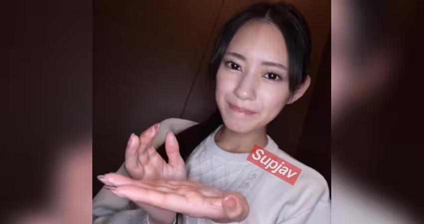 FC2PPV 4933213 【無】アイドル顔負けのスレンダー美女との生々しい避妊なし中出し本気セックスの極秘映像『八掛〇み』【特典で高画質】【限定販売】LIVE
