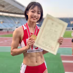 FC2PPV 4981624 【無修正】陸上界の天使 １７１ｃｍ/体脂肪率９.３％ 県大会２連覇のアイドル級陸上部18才 衝撃のFC2電撃降臨 【厳重保管必須の中出し撮影データ】 ※先着限定豪華３本立て特典LIVE