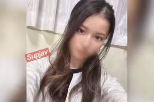 FC2PPV 4983378 【完全素人】スレンダー美人中出しハメ。レビュー特典必須→ビ※/クを使用して巨根チンポで何度も悶絶させまくって大量顔射ハメ。LIVE