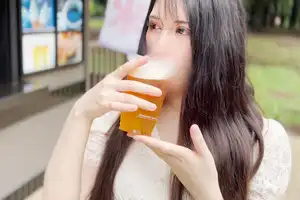 FC2-PPV 3060929 Jav Movie Sarina chan second A date in a midsummer park for a reunion after a long absence A huge amount of vaginal cum shot