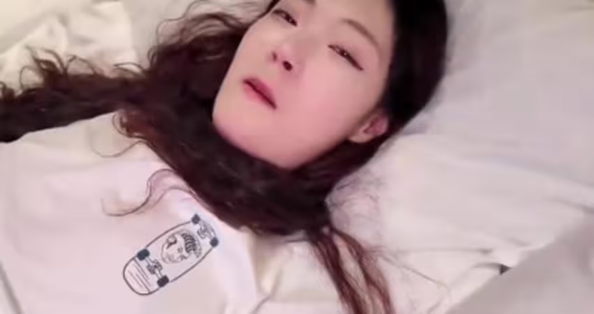 害羞女友初嚐淫乱游戏-乔乔
